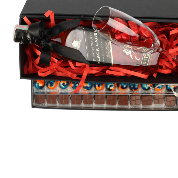 A premium box with alcohol and chocolates - Image 2